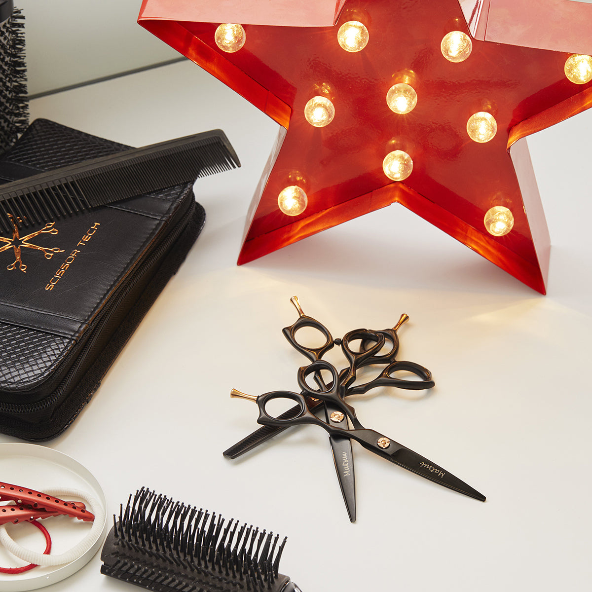 5 Top Tools Every Hairdresser Needs to Take When Travelling