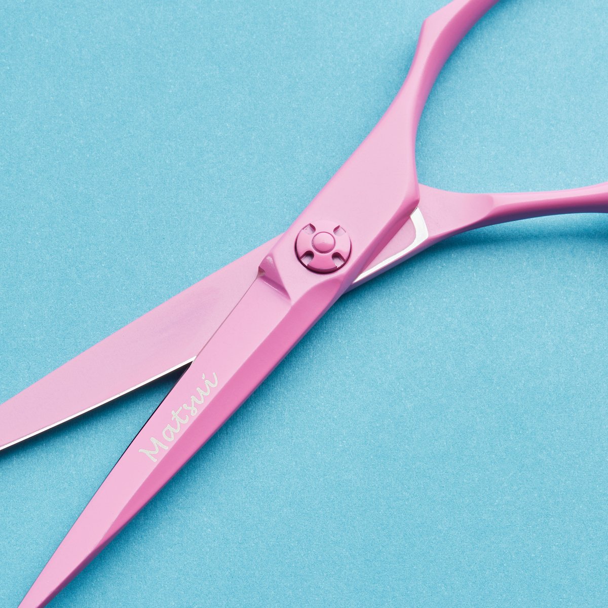 Matsui 2020 Neon Pink Offset Scissors (1613711212605) (4859510882365)